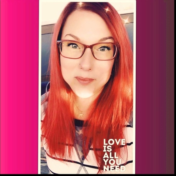 Meet your Posher, Val - Picture 2 of 2